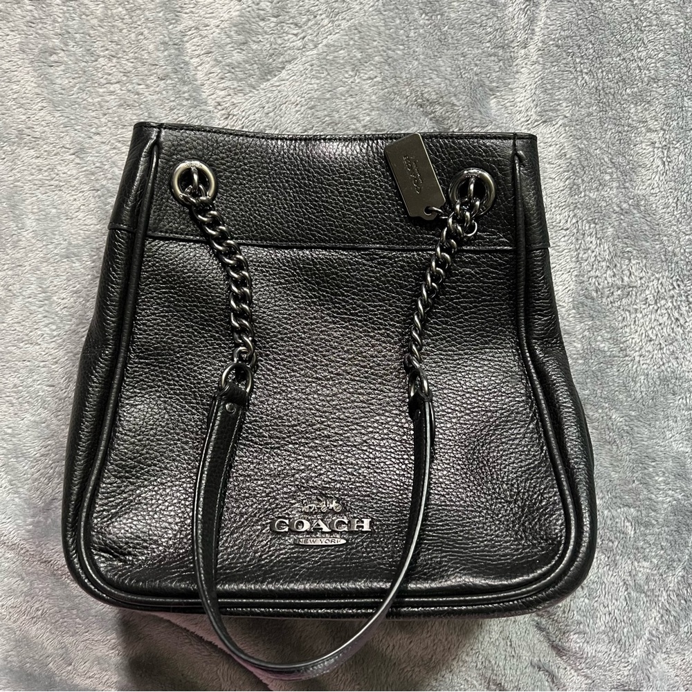 Coach Black Leather Shoulder Bag with Chain-Link Strap